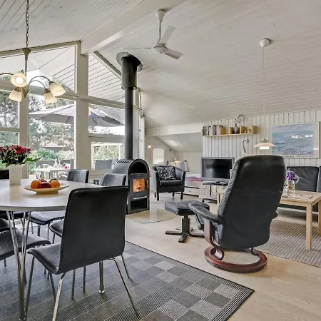 Holiday home Stasia - 75m From The Sea In Funen By Interhome Middelfart