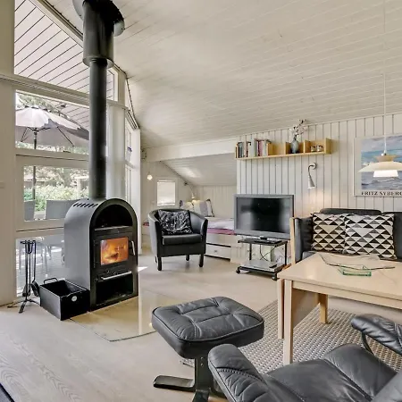Holiday home Stasia - 75m From The Sea In Funen By Interhome *