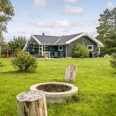 Holiday home Stasia - 75m From The Sea In Funen By Interhome *
