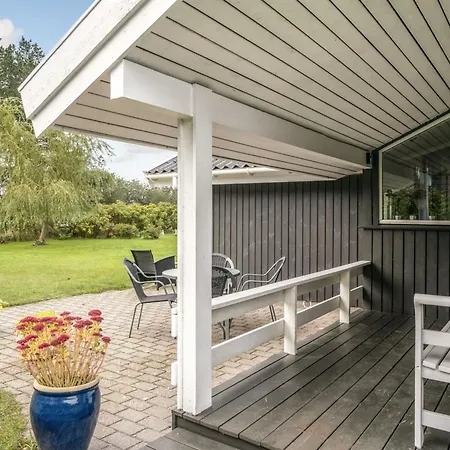 Stasia - 75m From The Sea By Interhome Feriehus Middelfart